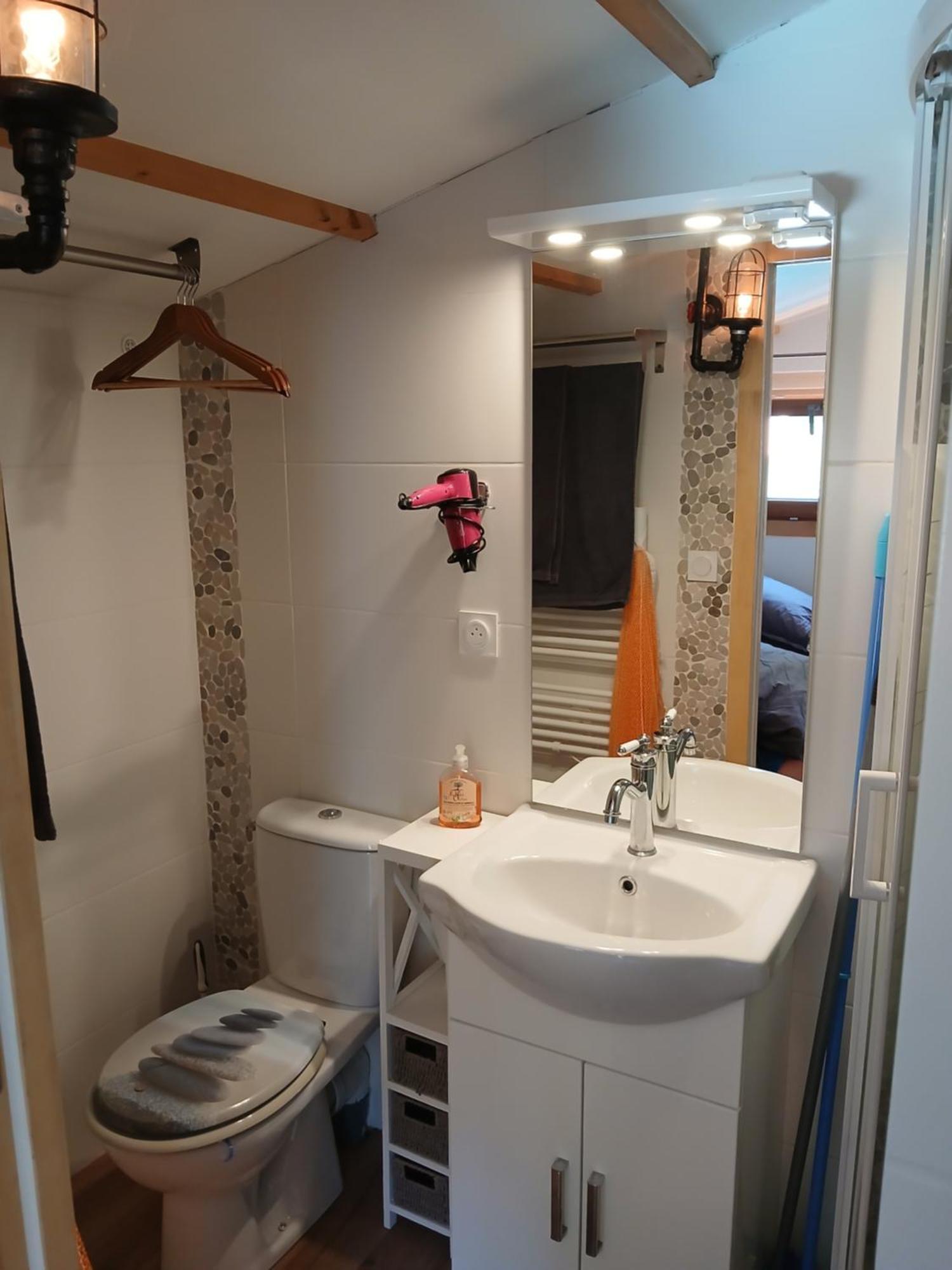 Chalet Charmant Avec Piscine Mercuer ภายนอก รูปภาพ
